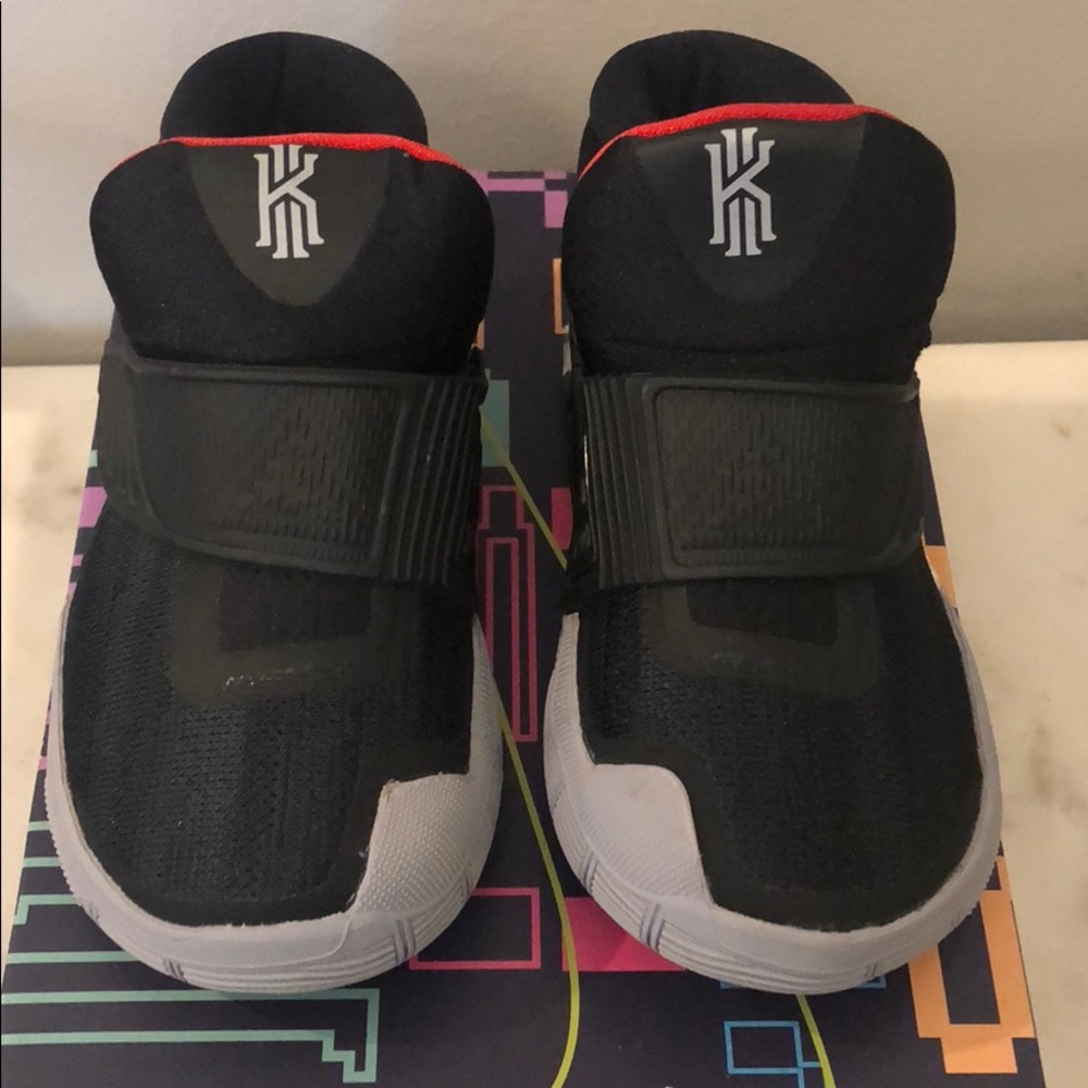KYRIE 6 sneakers